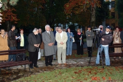 image047
