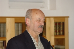 image303