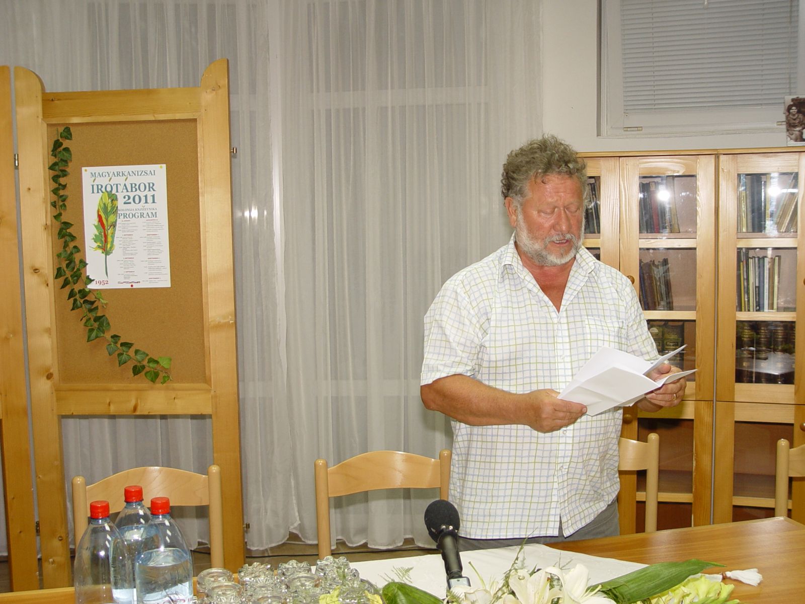 image227