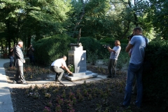 image011